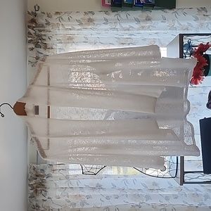 Easywear by Chicos / Size 2 / White